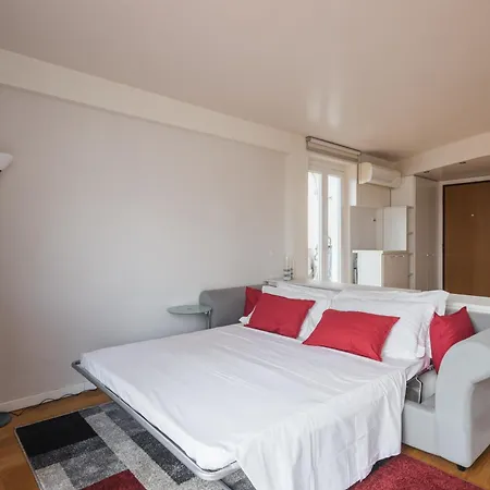 Con Terrazzo - Vicino Centro Di *