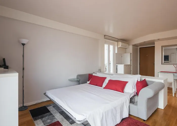 Con Terrazzo - Vicino Centro Di *