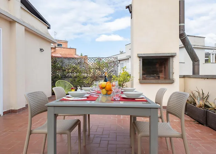 Daire Con Terrazzo - Vicino Centro Di